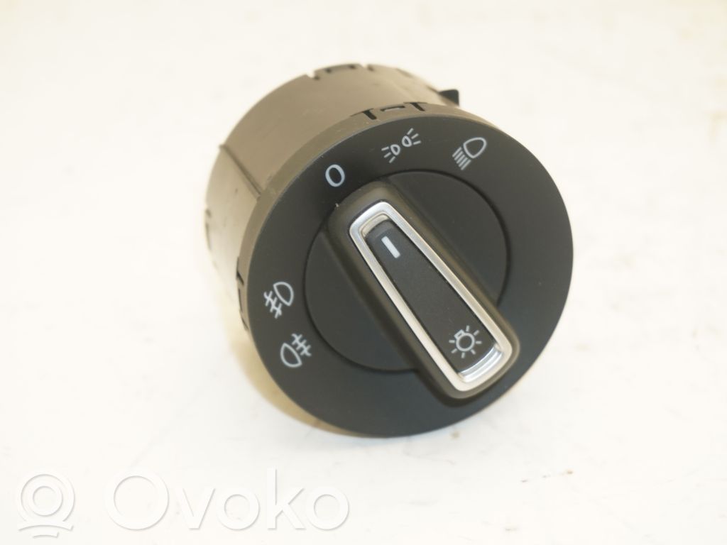 Volkswagen Golf VII Interruptor de luz 