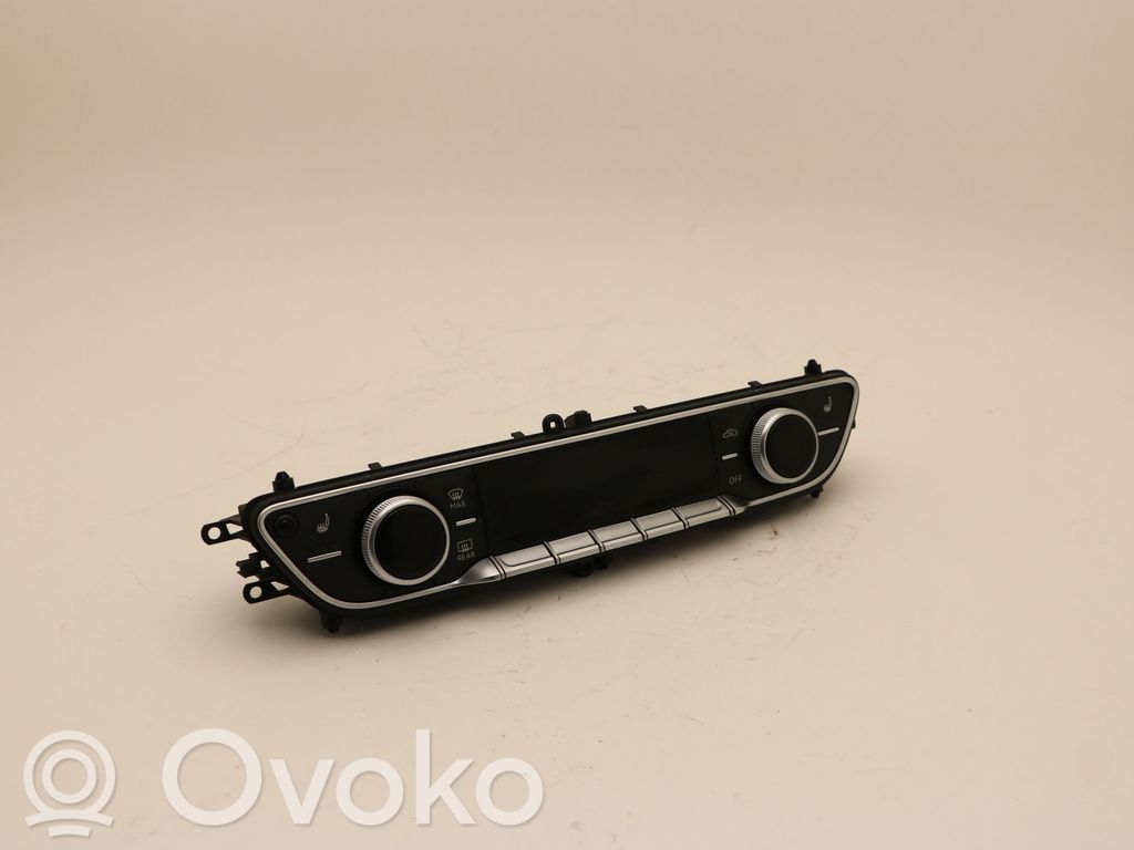 Audi A4 S4 B9 Climate control unit 