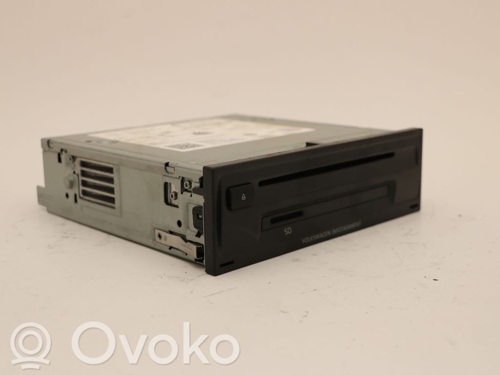 Volkswagen PASSAT B8 Panel / Radioodtwarzacz CD/DVD/GPS 