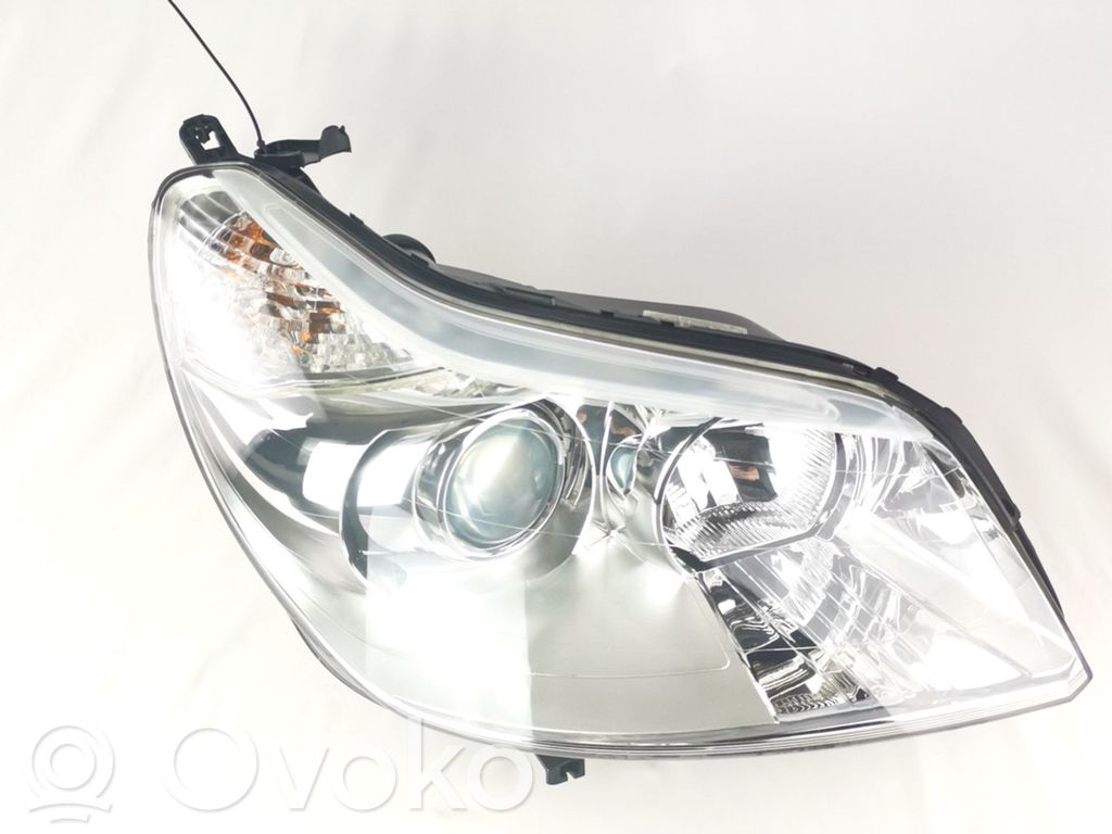 Citroen C5 Lampa przednia 