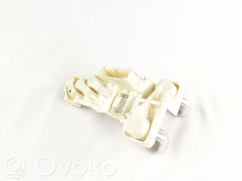 BMW 3 E90 E91 Tail light bulb cover holder 