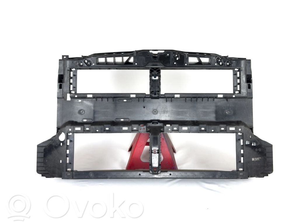 Ford Focus Radiatorių panelė 