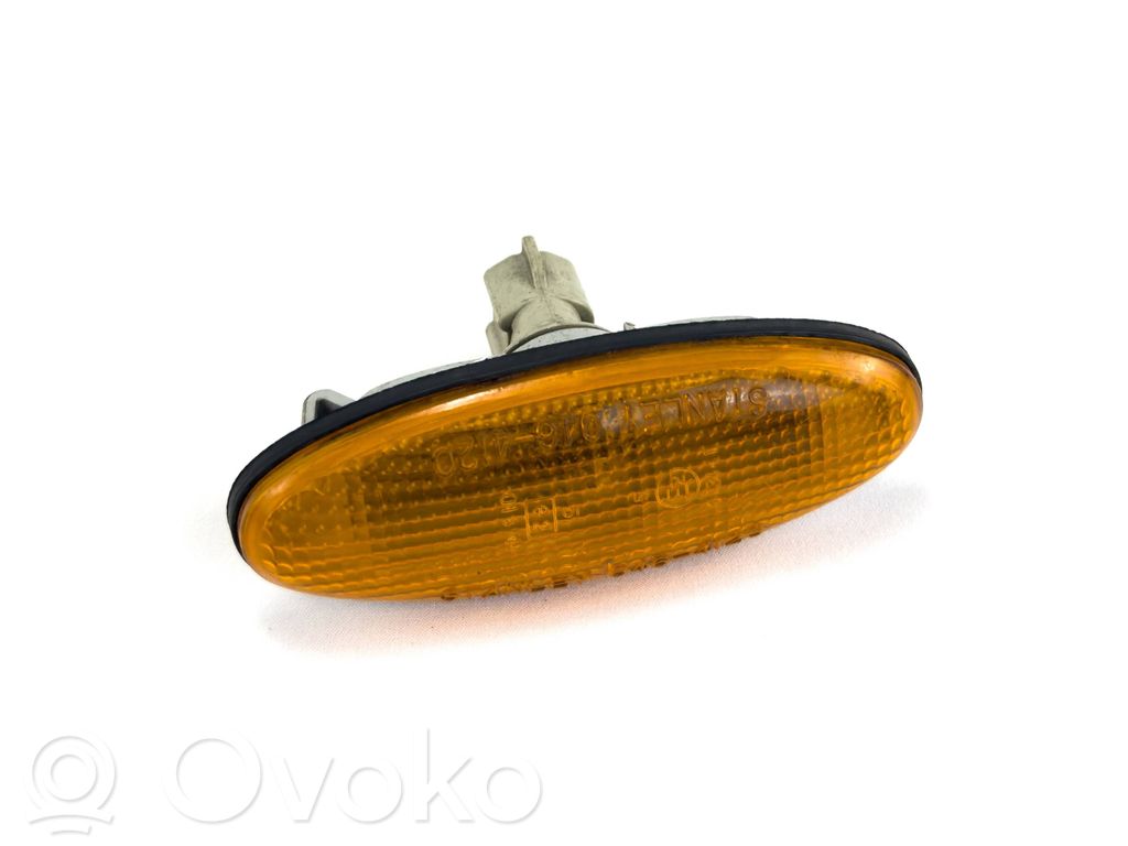 Seitenblinker   0464120