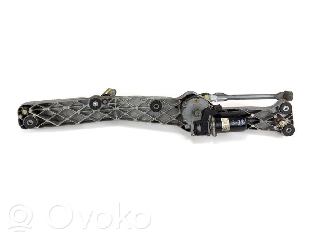 BMW 5 E39 Front wiper linkage and motor 