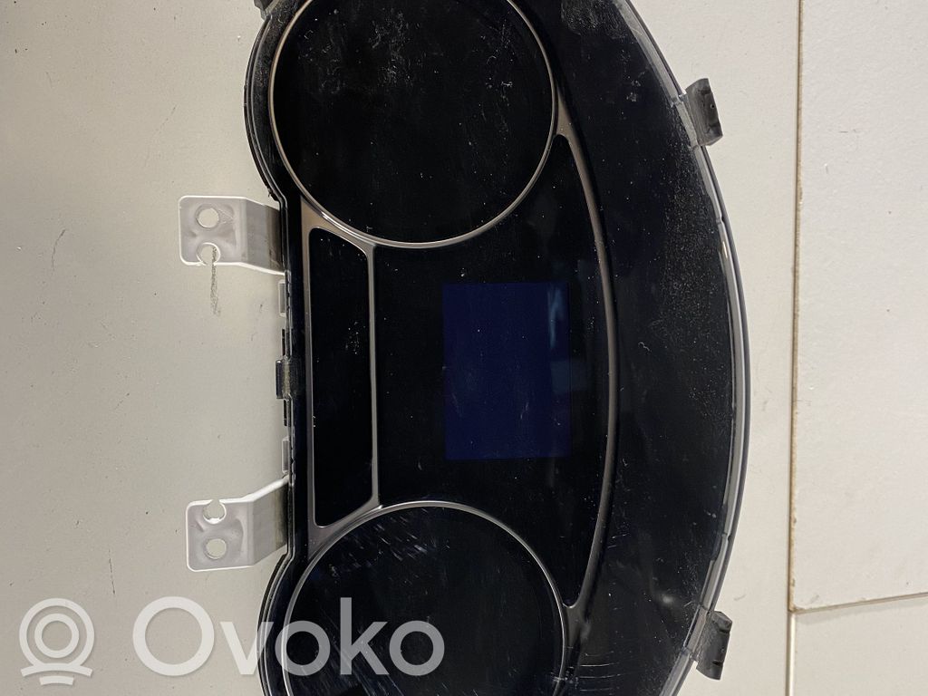 Speedometer (instrument cluster)