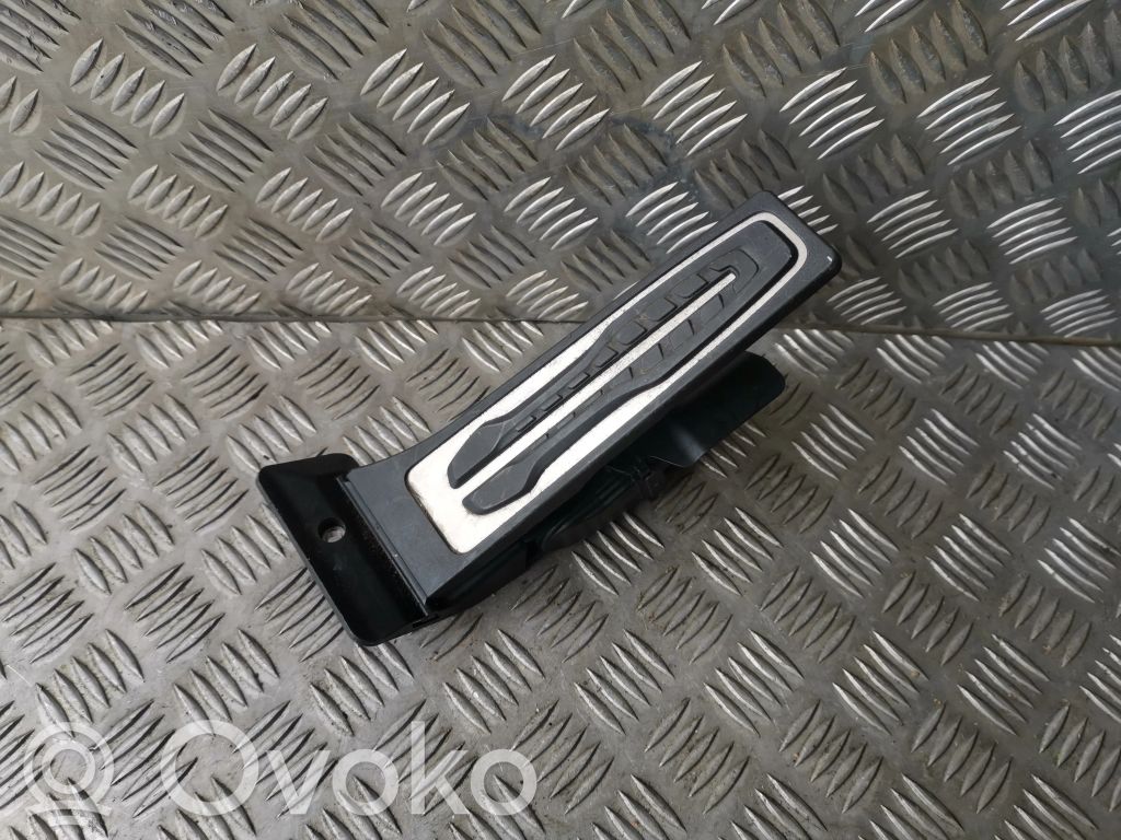 BMW 5 G30 G31 G38 Pedał gazu / przyspieszenia 