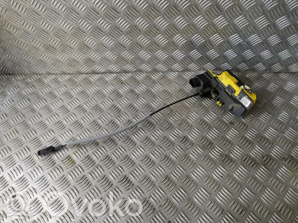Volvo S60 Cerradura de puerta trasera 