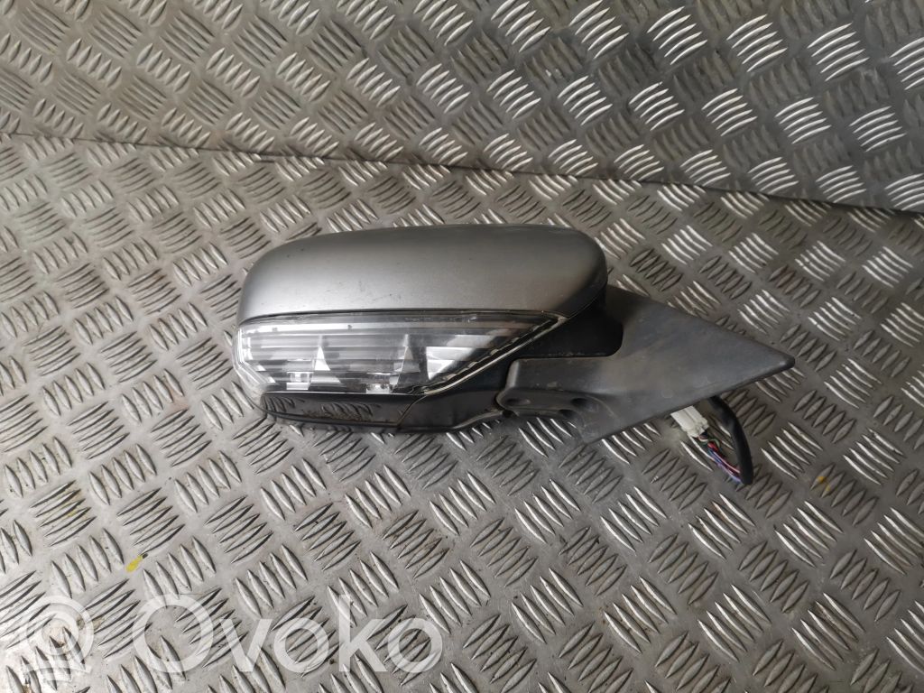 Subaru Legacy Elektryczne lusterko boczne drzwi przednich 
