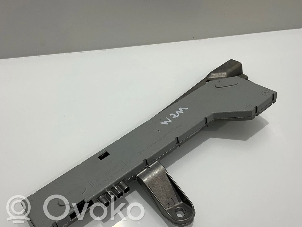 Mercedes-Benz E W211 Antenos stiprintuvas 