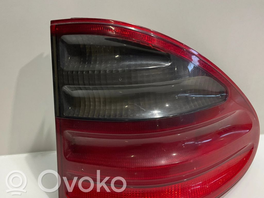 Mercedes-Benz E W210 Takavalot 