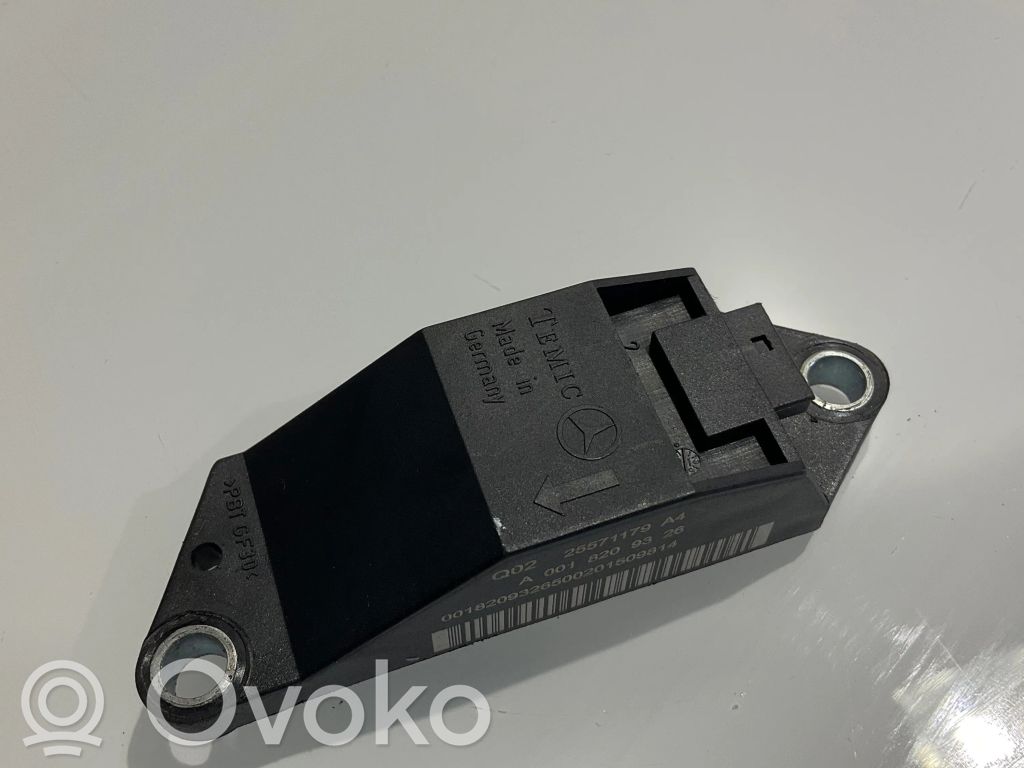 Mercedes-Benz E W211 Airbagsensor Crashsensor Drucksensor 