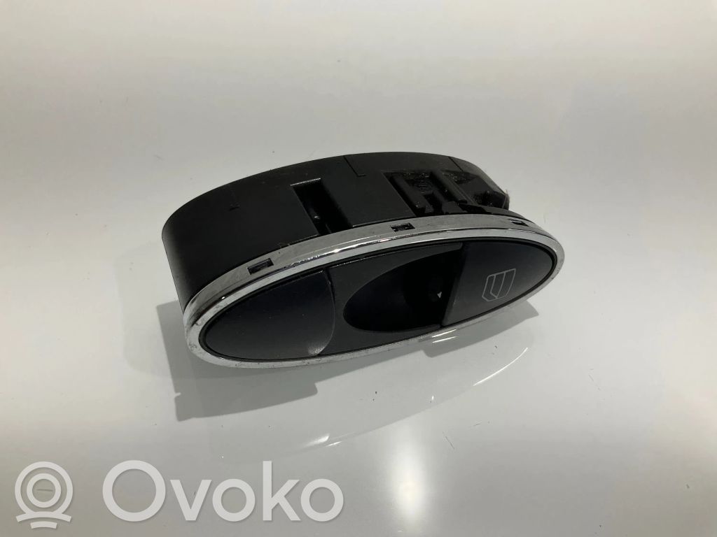 Mercedes-Benz E W211 Electric window control switch 