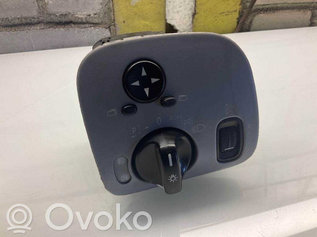 Mercedes-Benz C W203 Interruptor de luz 