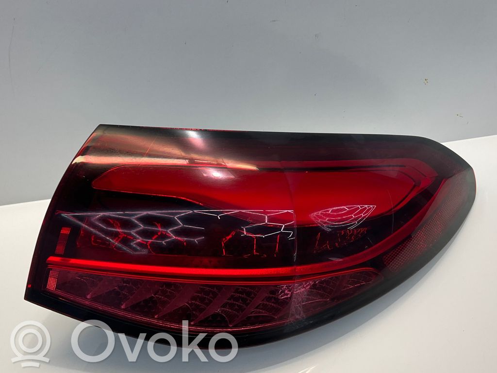 Mercedes-Benz GLC C254 Lampa tylna 