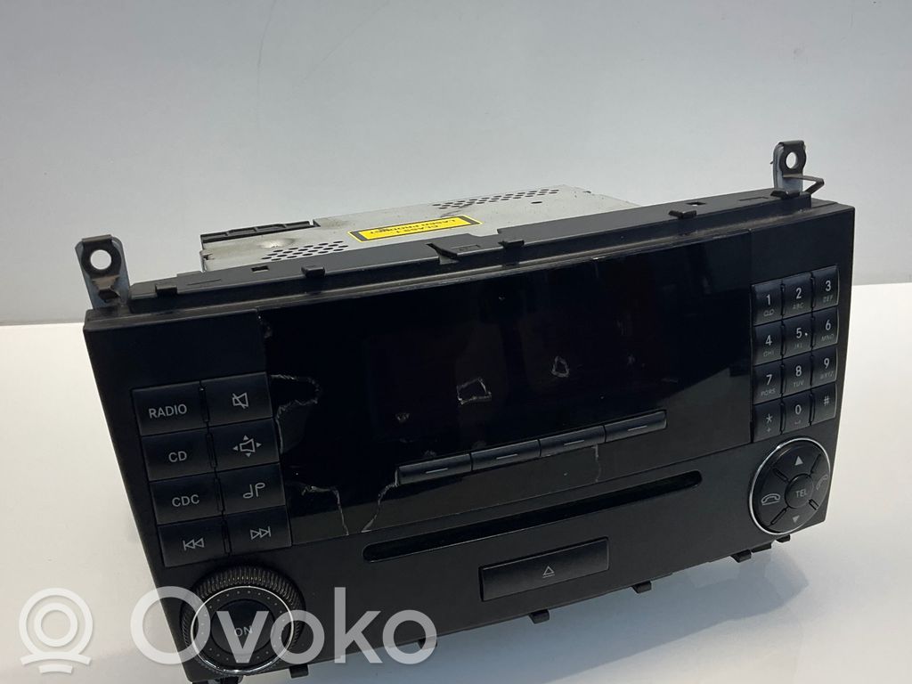Mercedes-Benz C W203 Radio/CD/DVD/GPS head unit 