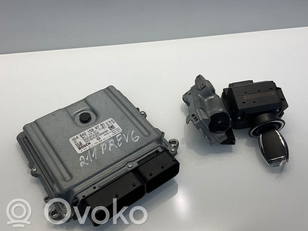Mercedes-Benz E W211 Engine ECU kit and lock set 