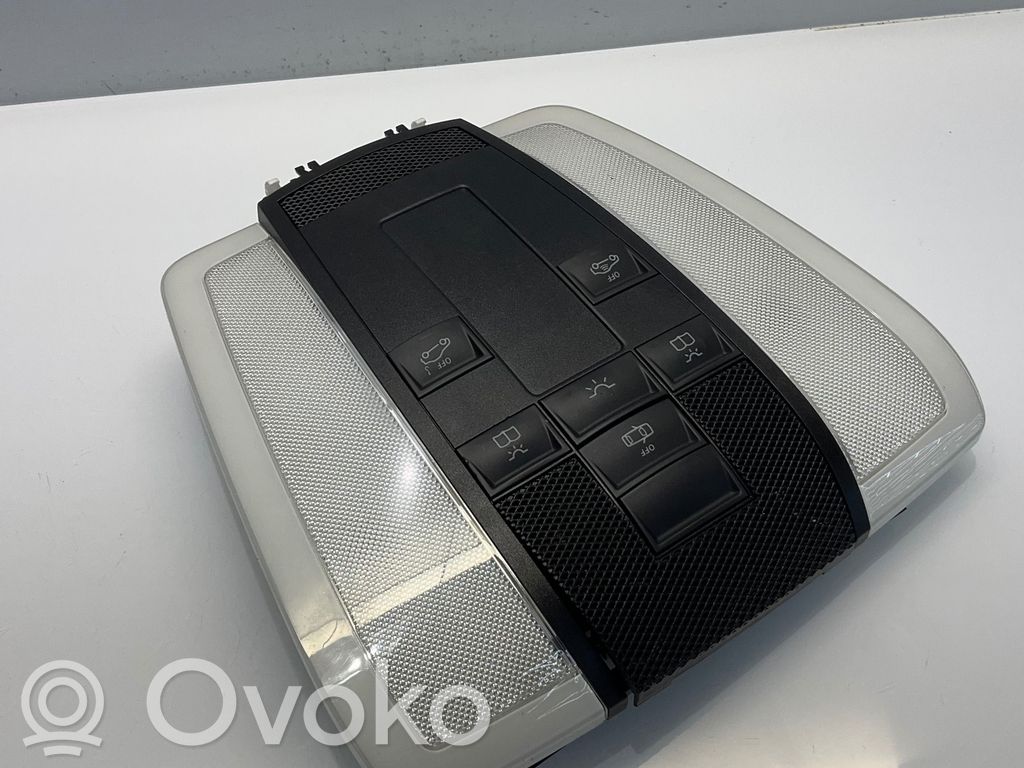 Mercedes-Benz E C207 W207 Etuistuimen valo 