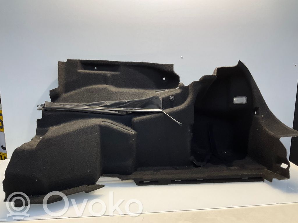 Mercedes-Benz E C207 W207 Boczek / Tapicerka / bagażnika 
