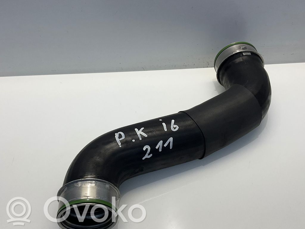 Mercedes-Benz E W211 Intercooler hose/pipe 