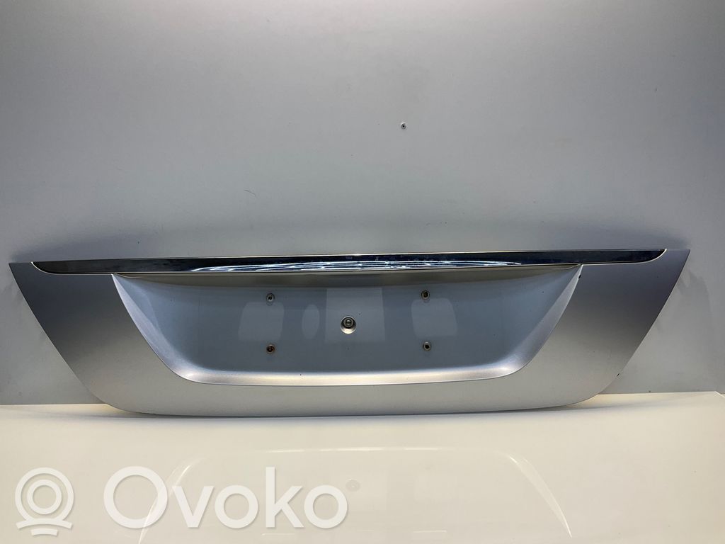 Mercedes-Benz E W211 Tailgate trim 