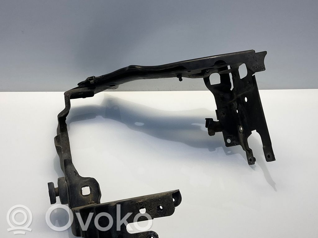 Mercedes-Benz E W211 Suport lateral panou fixare radiatoare 