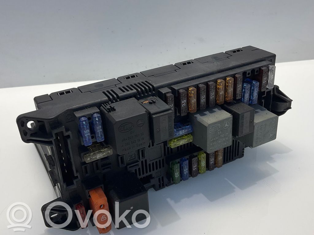 Módulo de fusible   2115457301,2060313642,A2115457301