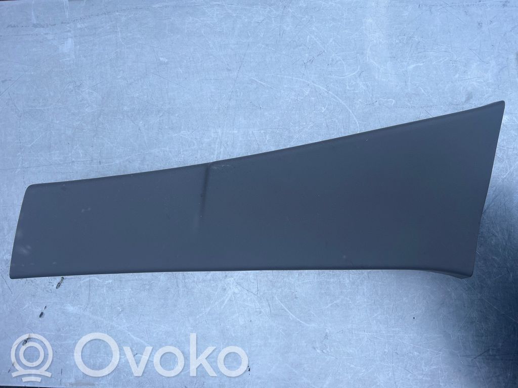 Renault Zoe Pilar (B) (inferior) 