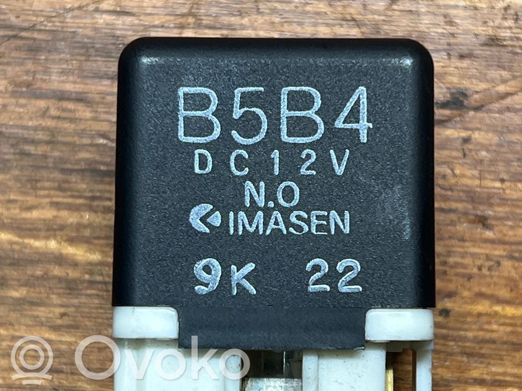 Toyota Avensis T250 Other relay 