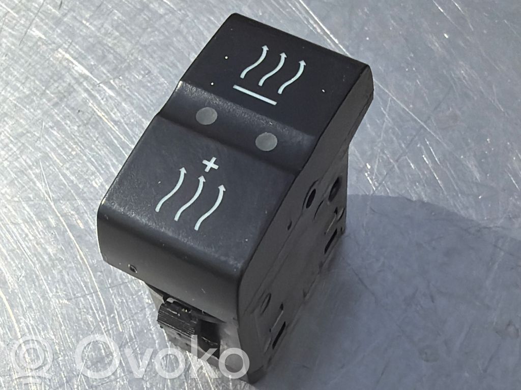 Mercedes-Benz Sprinter W906 Windscreen/window heater switch 