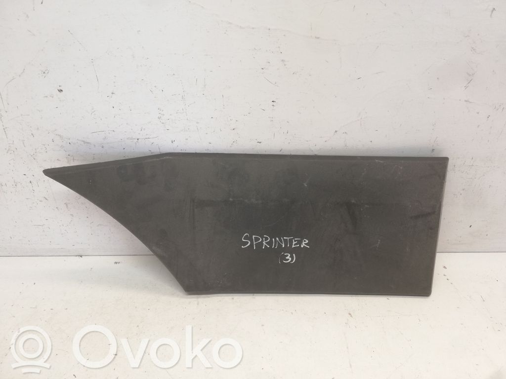 Mercedes-Benz Sprinter W906 Moldingas ant galinio sparno 