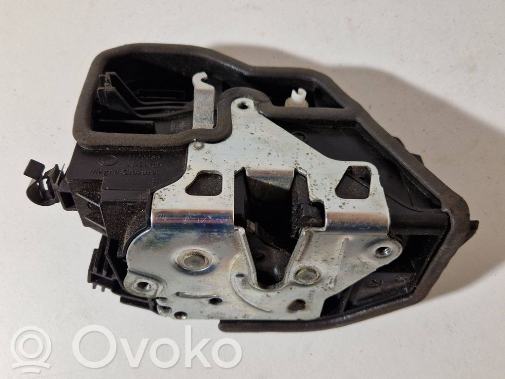 BMW X4 F26 Front door lock 
