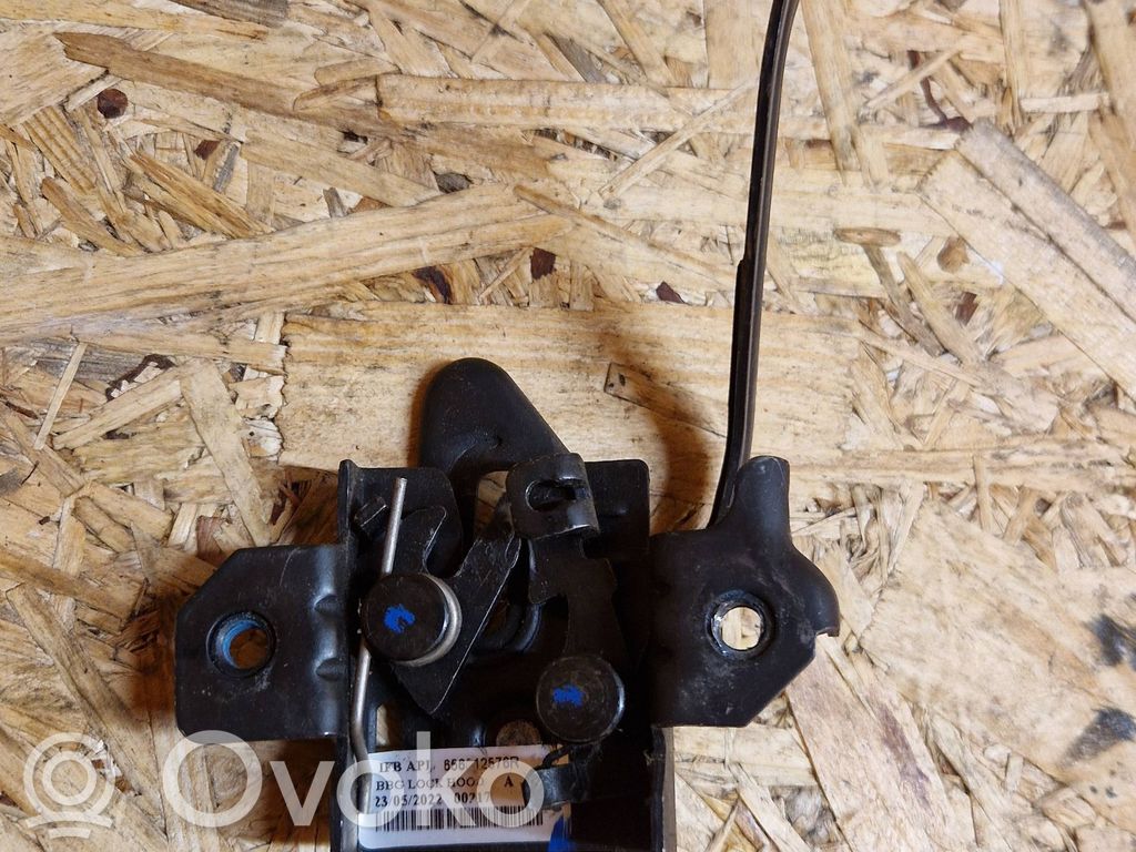Dacia Spring Spyna variklio dangčio 