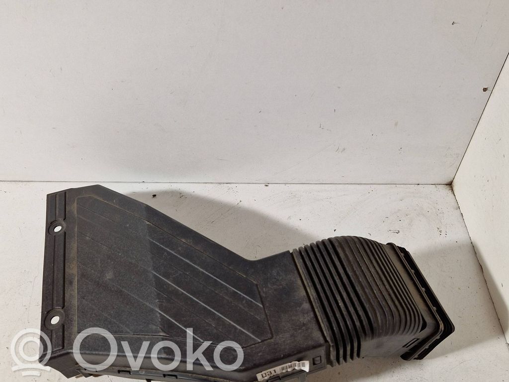 Hyundai Tucson TL Air intake duct part 