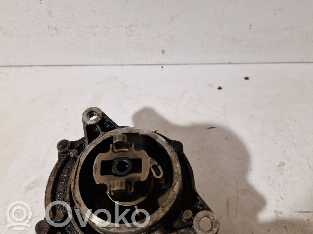 Vacuum pump