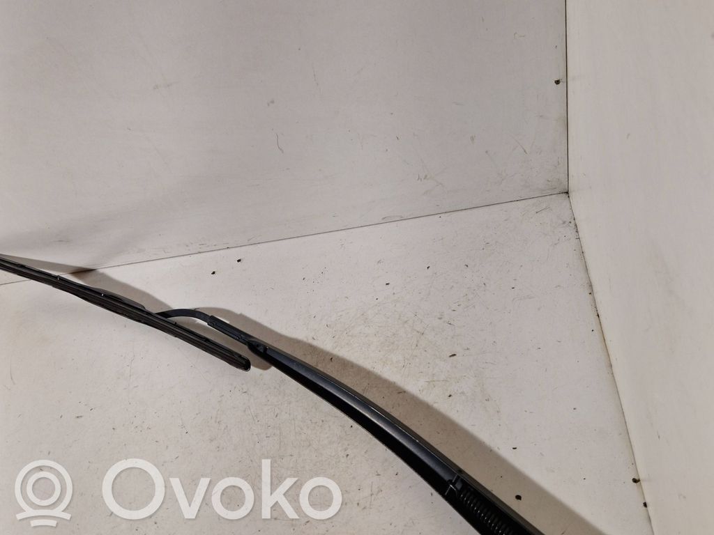 Toyota RAV 4 (XA30) Front wiper blade arm 