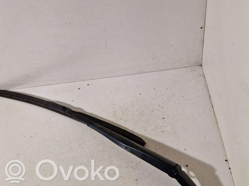Hyundai i40 Front wiper blade arm 