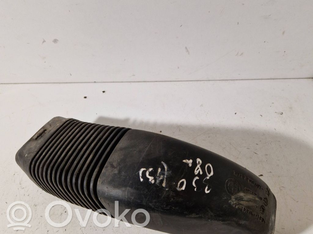 BMW 3 E90 E91 Air intake duct part 