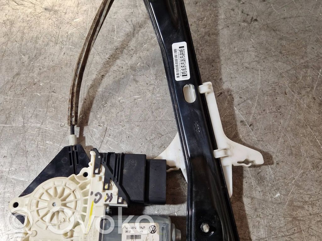 Volkswagen Jetta VI Macara geam ușă spate cu motor 