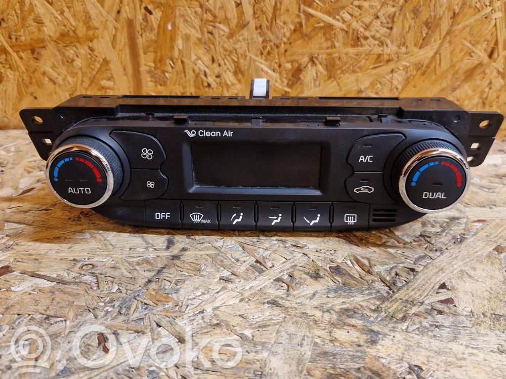 KIA Ceed Climate control unit 