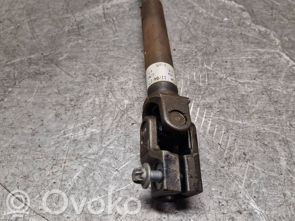 Steering column universal joint   E1875