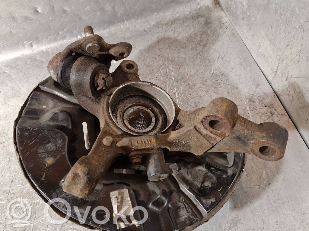 Toyota Corolla Verso AR10 Priekinė stebulė 