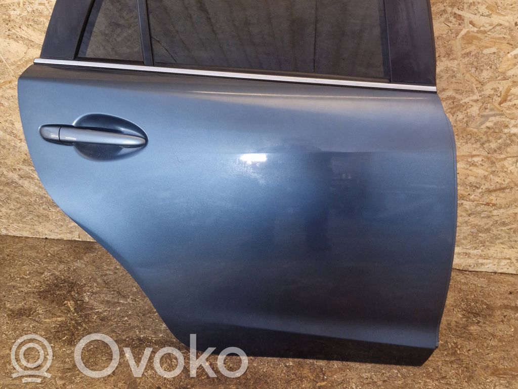 Rear door