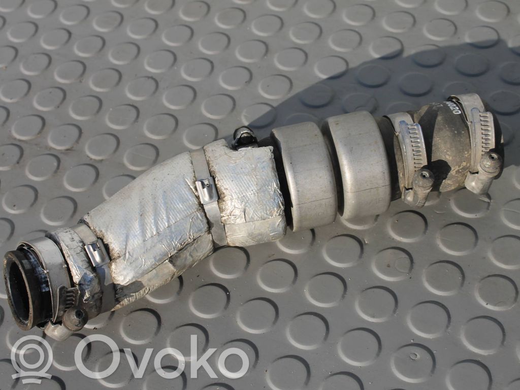 Hyundai i30 Interkūlera šļūtene (-es) / caurule (-es) 
