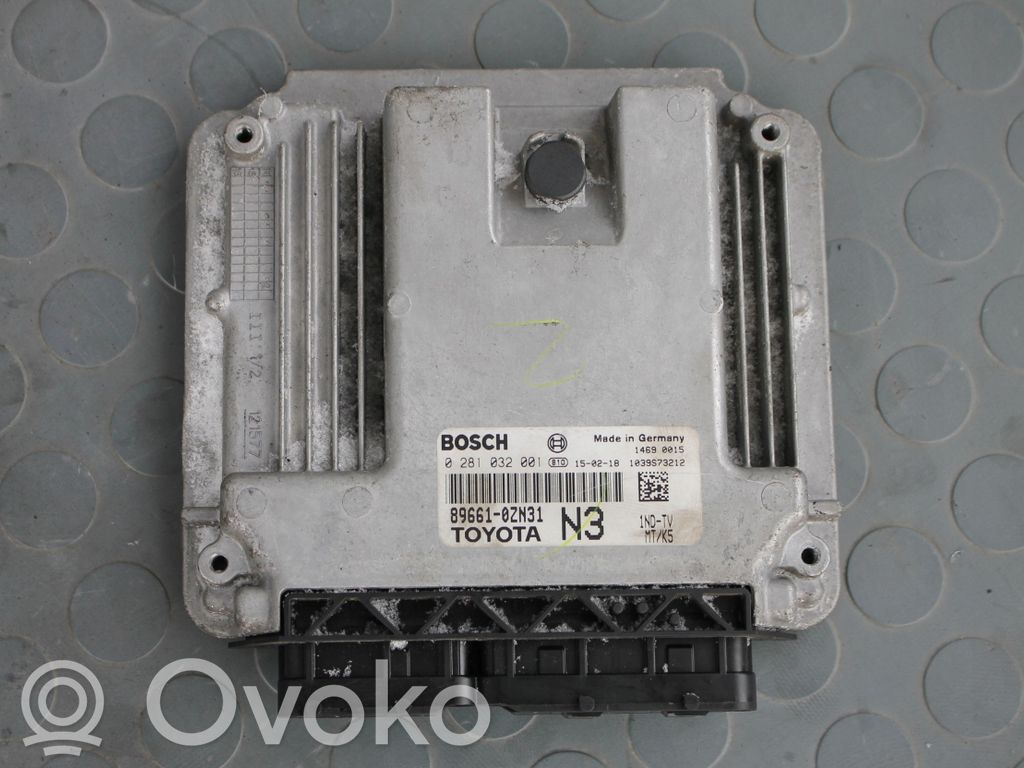 Toyota Auris E180 Unidad de control/módulo del motor 