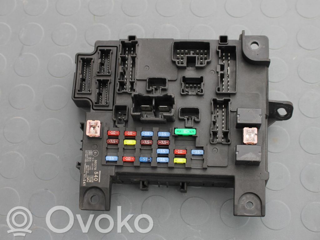 Mitsubishi ASX Sulakemoduuli 