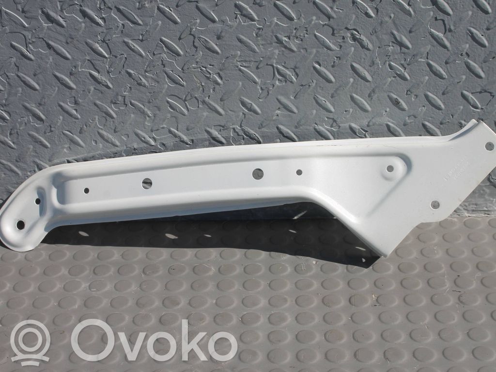 MG HS Headlight/headlamp mounting bracket 