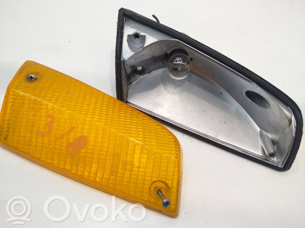 BMW 3 E21 Front fender indicator light 