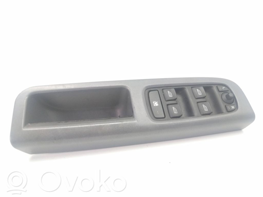 Electric window control switch   30773428,03451100,30773429,30773427