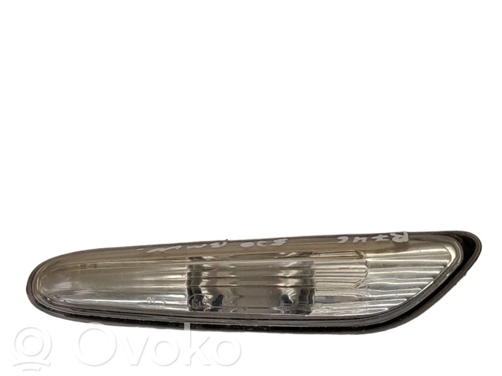 BMW 5 E60 E61 Front fender indicator light 