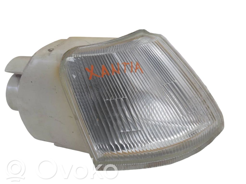 Citroen Xantia Передний поворотный фонарь 